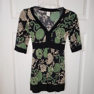 WISSE floral shirt size medium